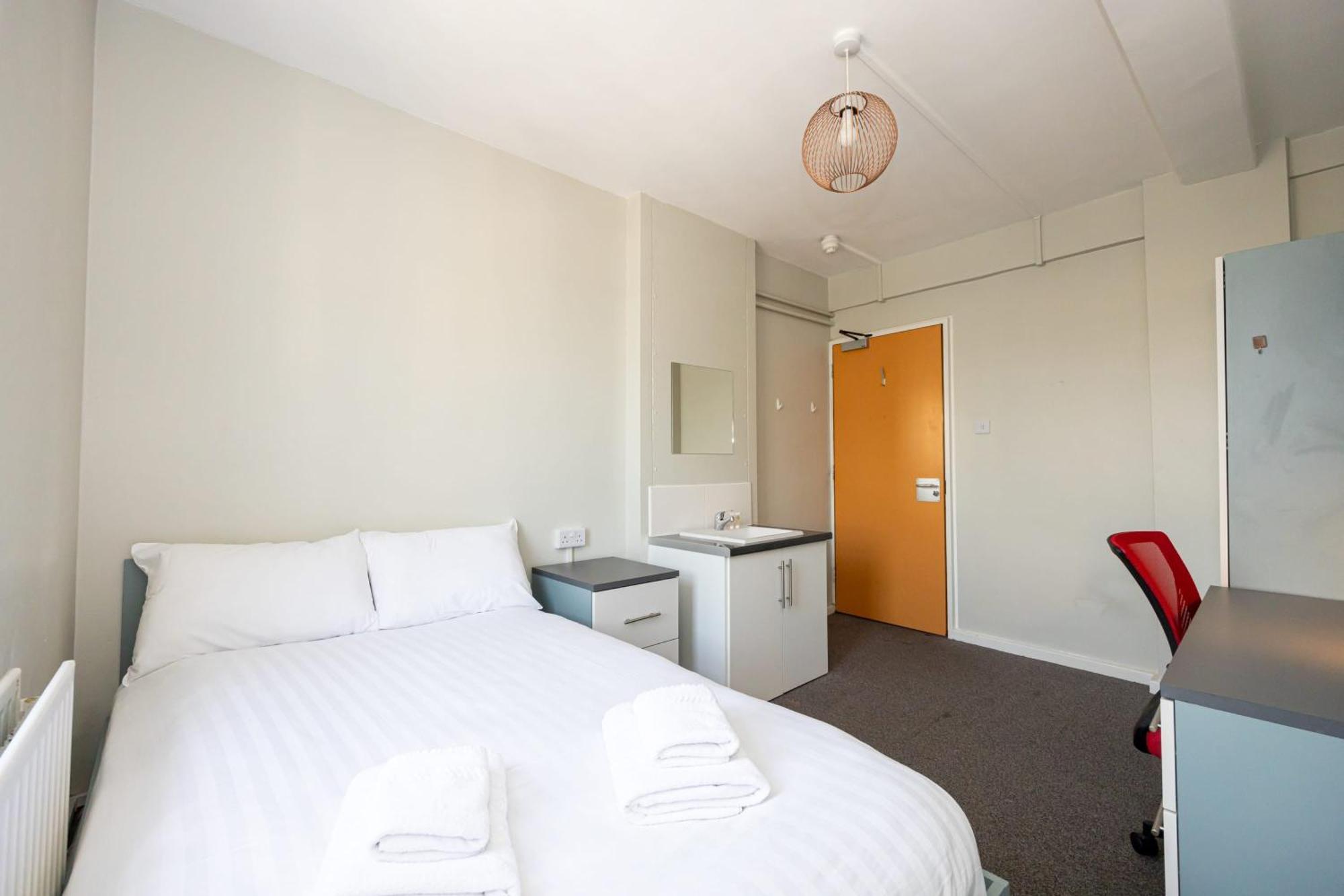 Spacious Room With Shared Facilities London Luaran gambar
