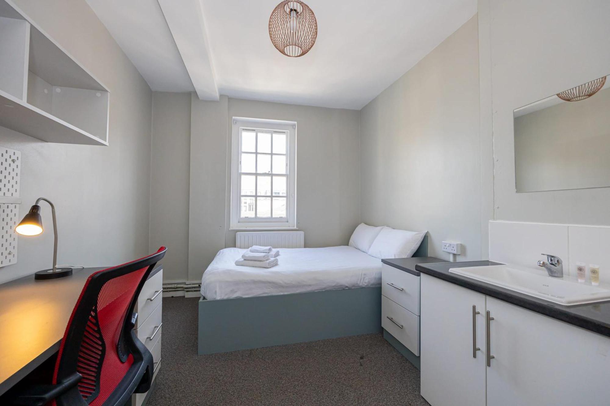 Spacious Room With Shared Facilities London Luaran gambar