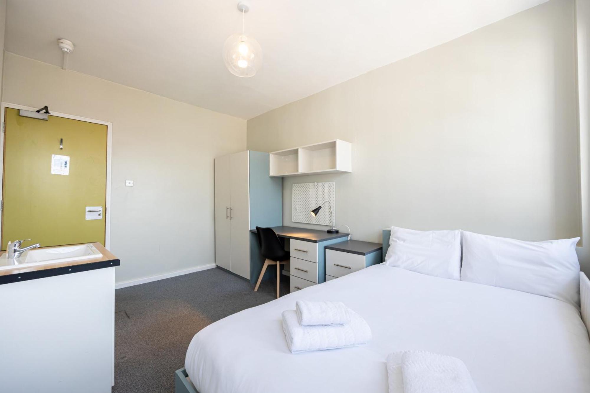 Spacious Room With Shared Facilities London Luaran gambar