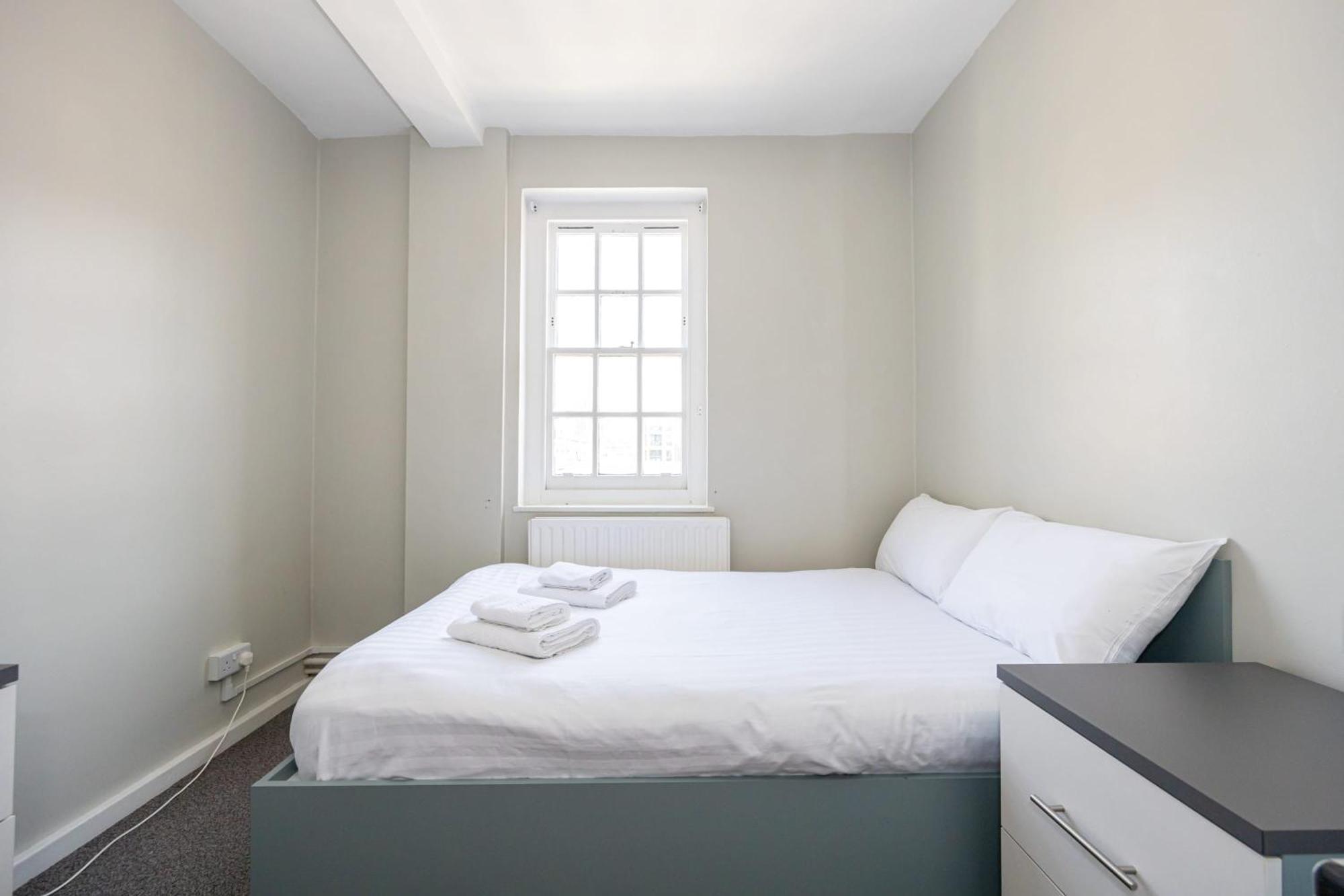 Spacious Room With Shared Facilities London Luaran gambar
